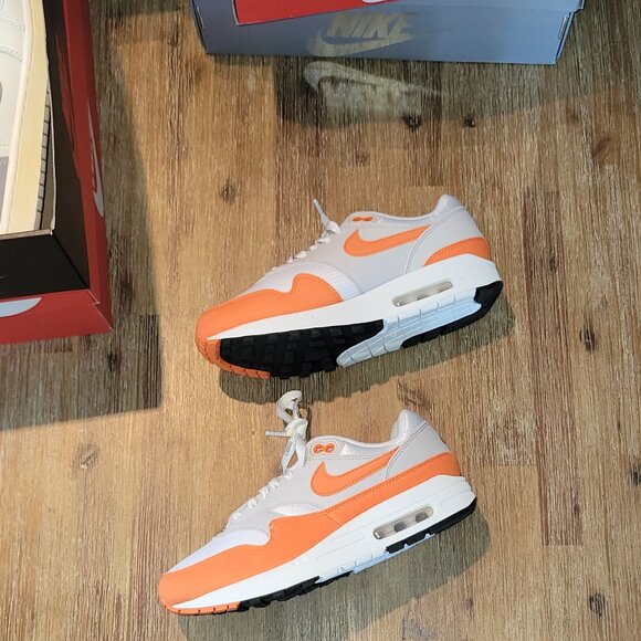 Nike Air Max 1 | Neutral Grey/Safety Orange | Women’s 9 / Men’s 7.5 | New - Picture 3 of 9